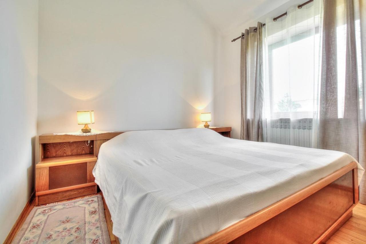 Nadia House With Apartments 잠브라티야 외부 사진