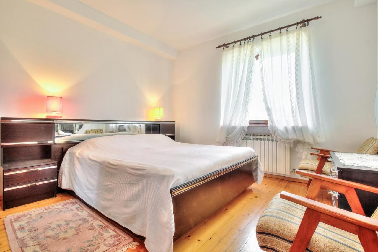 Nadia House With Apartments 잠브라티야 외부 사진